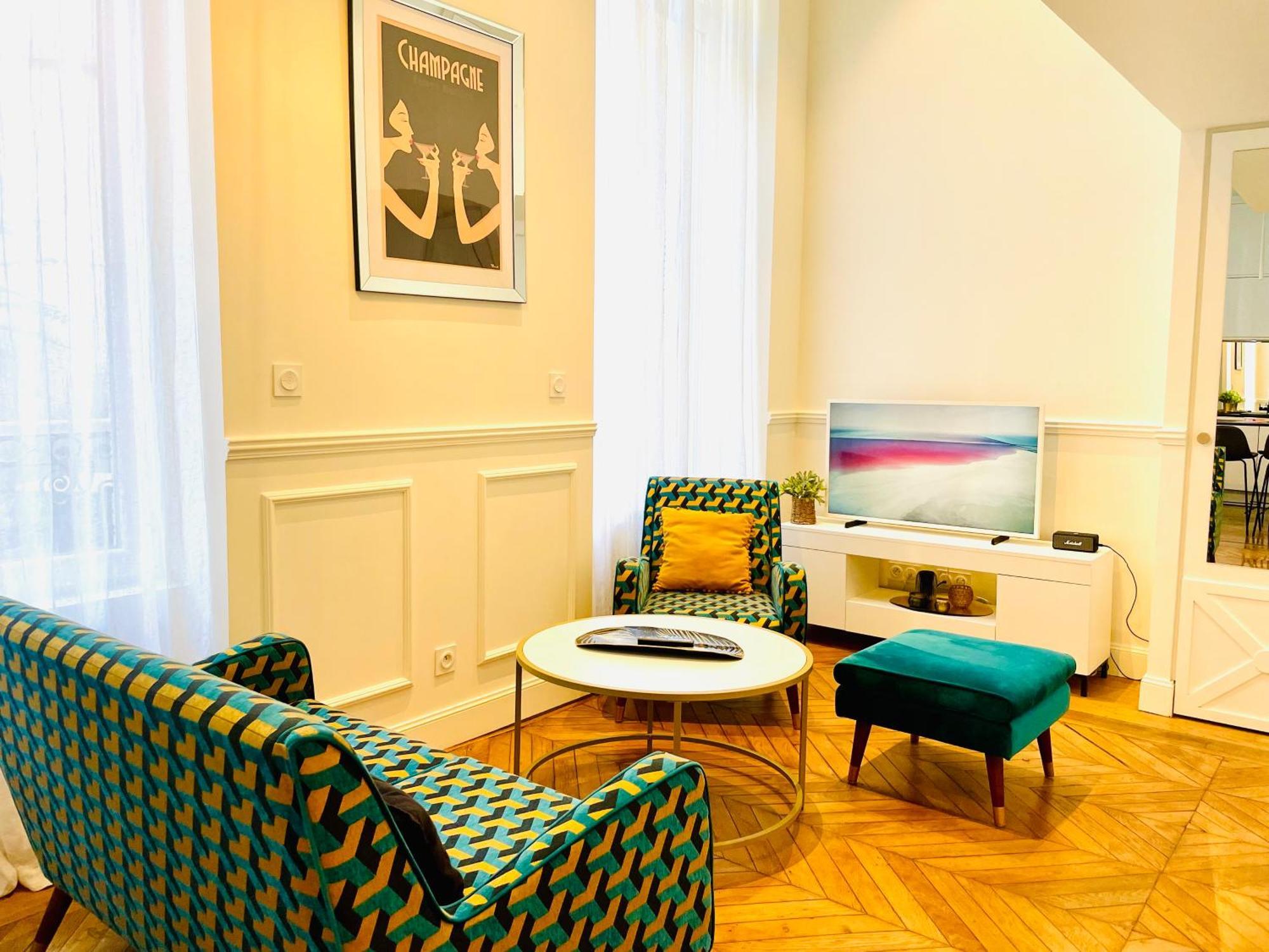 Appartements De Charme Du General Leclerc - Place D'Erlon - Hypercentre - Gare - Reims Bagian luar foto