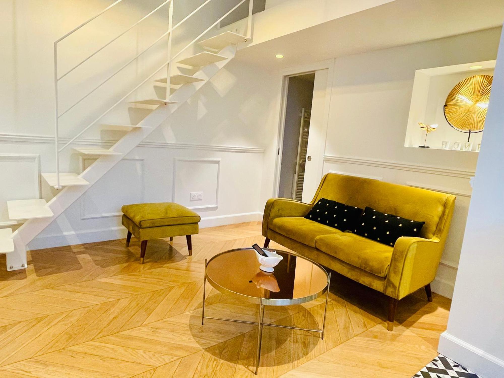 Appartements De Charme Du General Leclerc - Place D'Erlon - Hypercentre - Gare - Reims Bagian luar foto